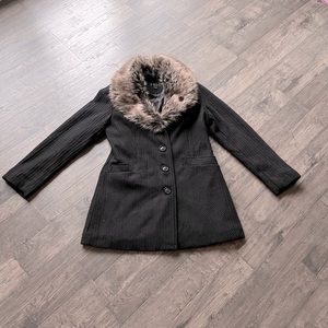 Black Wool Coat with Faux Fur Collar Size Medium